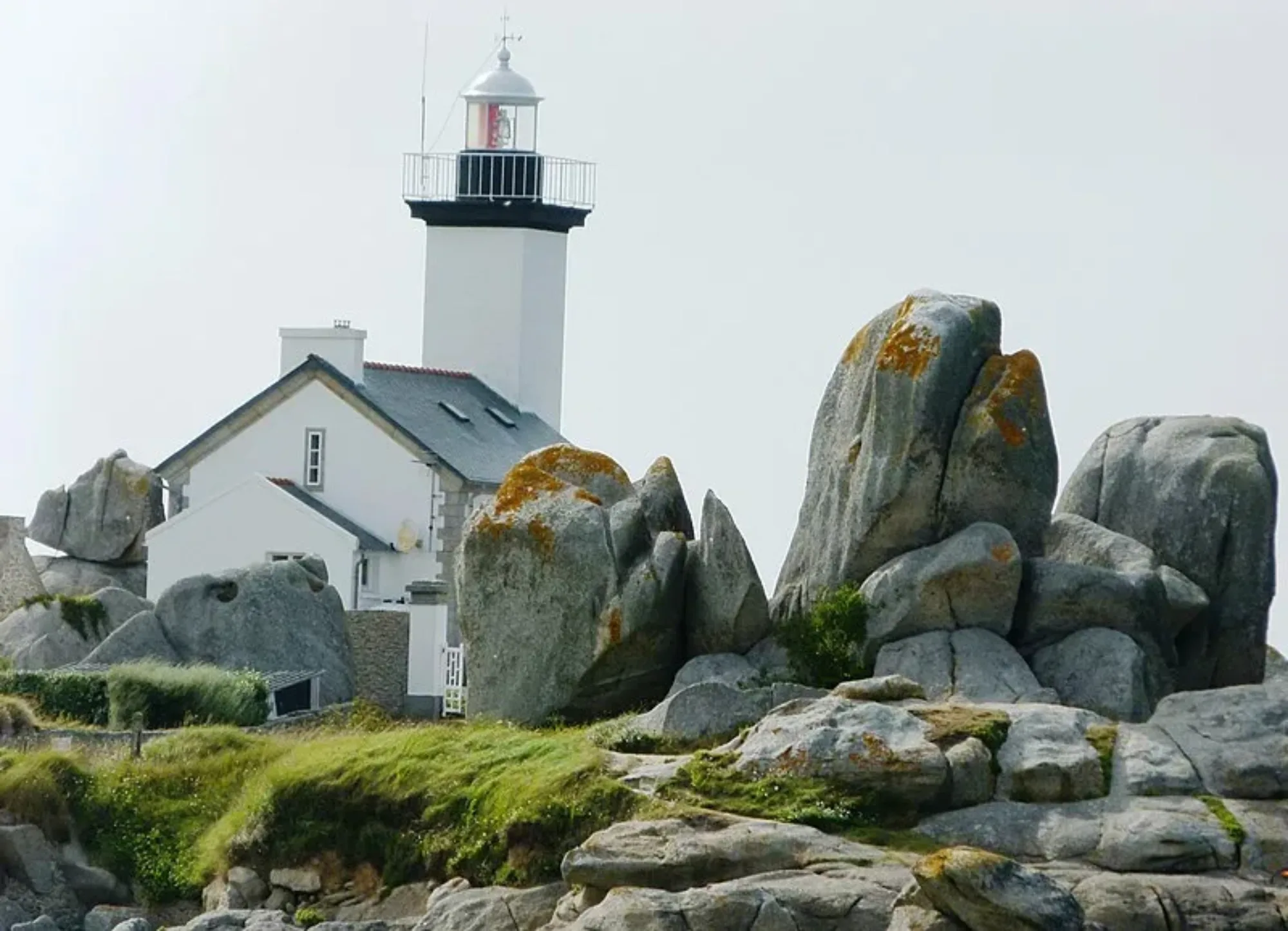 Phare de Pontusval à Brignognan-Plage